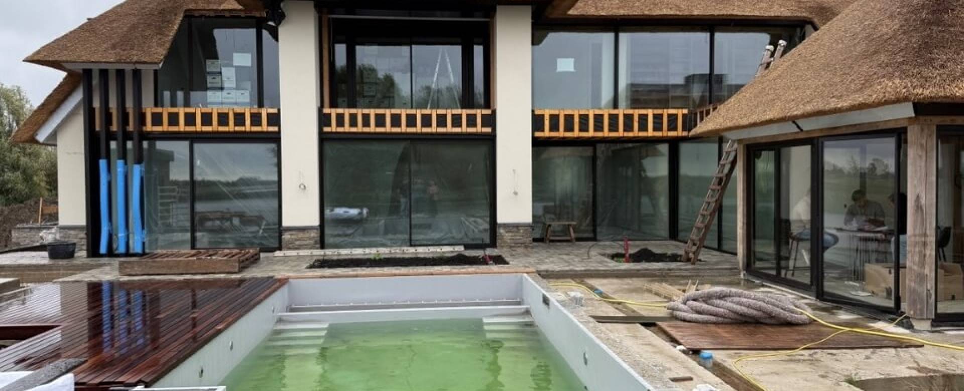 Wat doet een architect tijdens de bouwfase? 